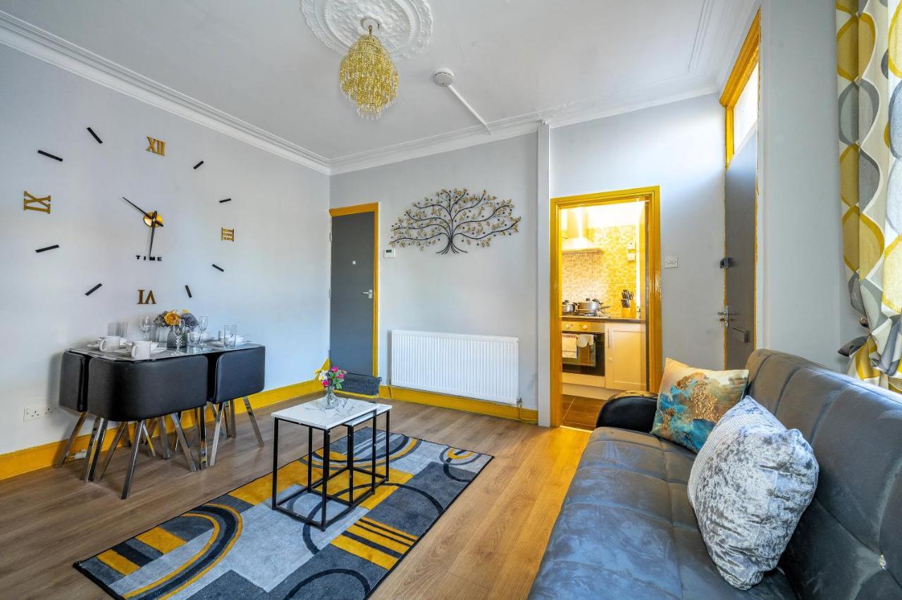 *1Es* For Your Most Relaxed & Cosy Stay + Free Parking + Free Fast Wifi * Leeds  Eksteriør bilde
